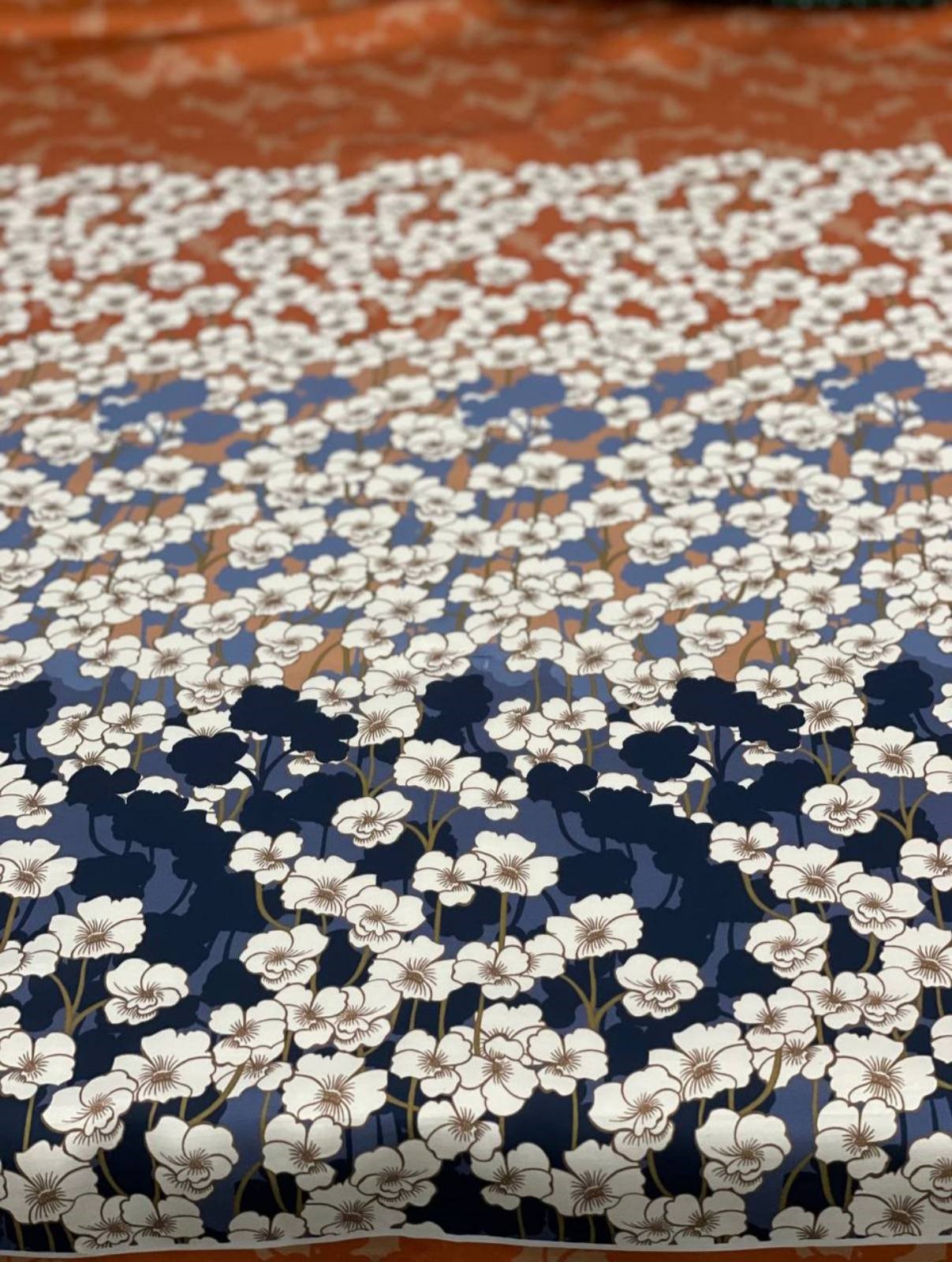 Вискоза купон белые цветы
